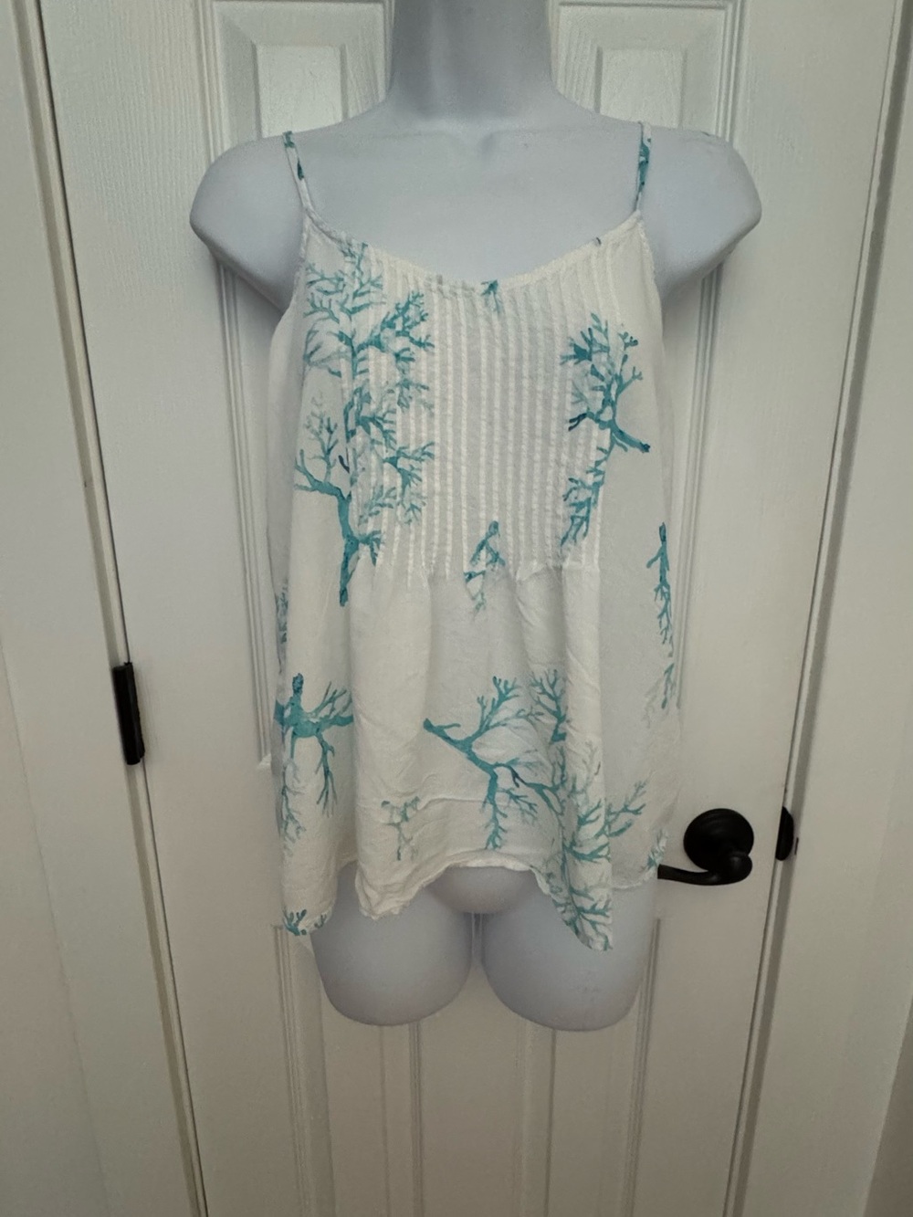 Old Navy White Camisole with Teal Coral Print